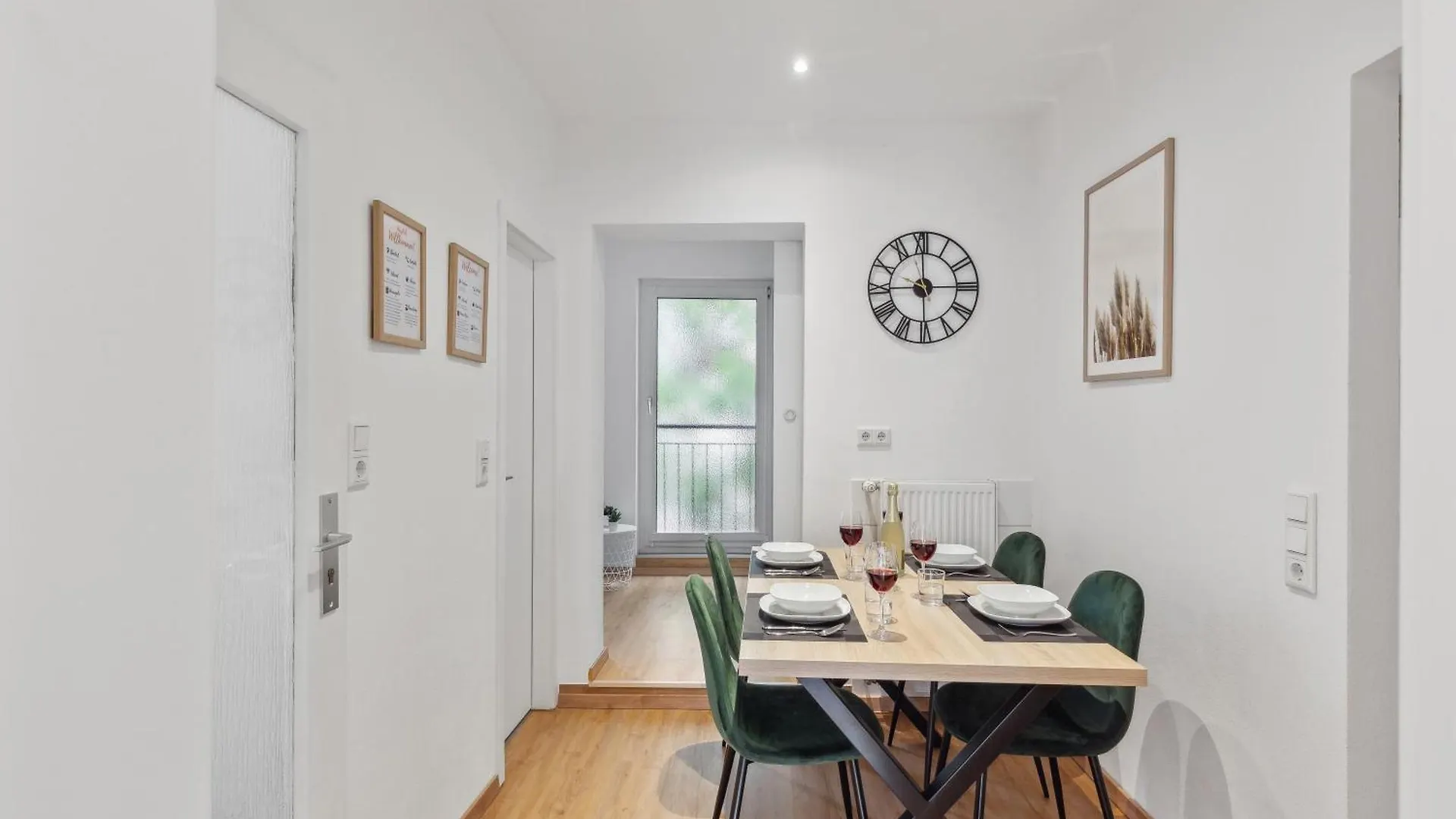 Nearcityapt, Parkplatz, 6Personen, Naehe Messe Frankfurt am Main Apartment