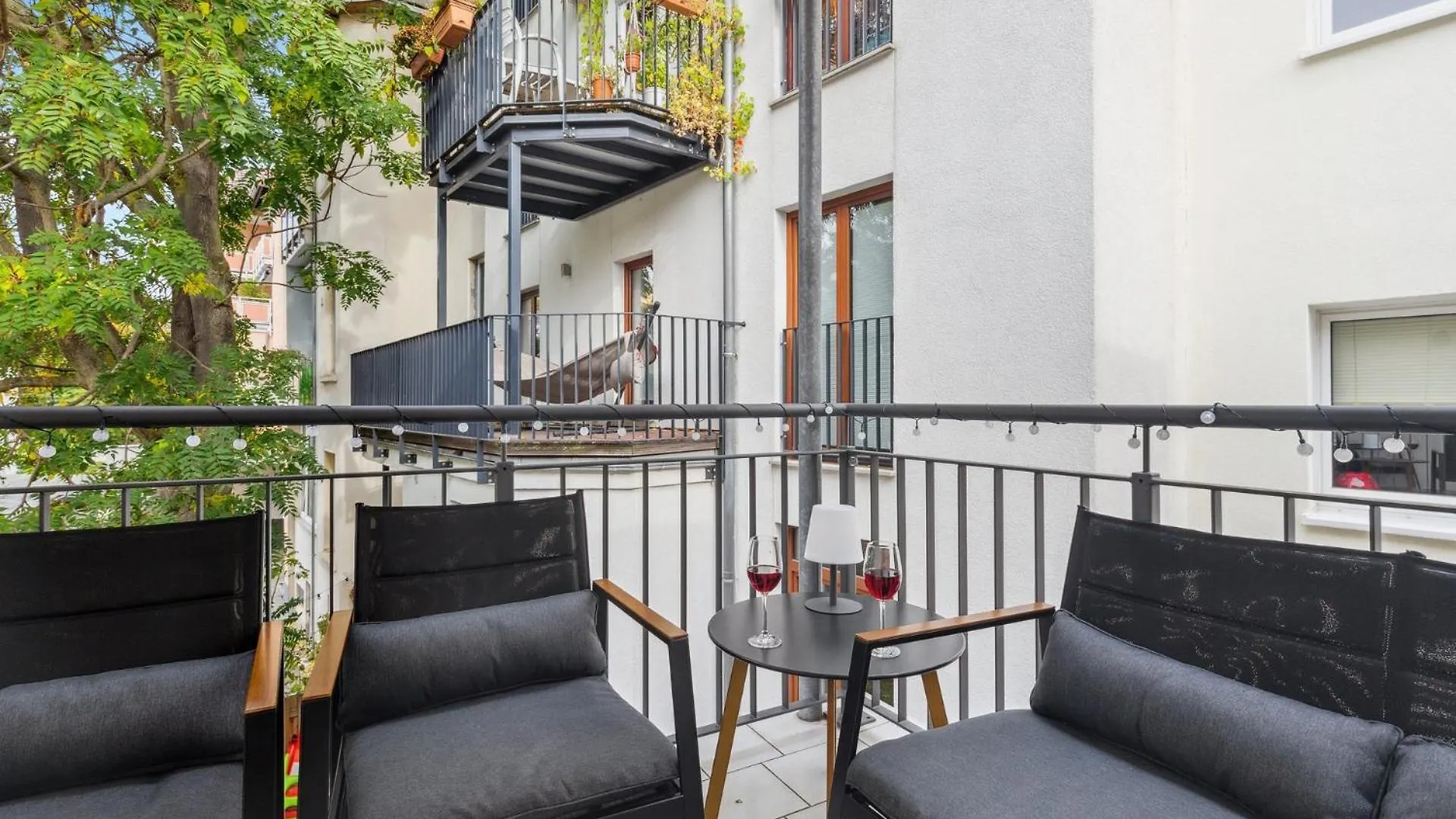Apartment Nearcityapt, Parkplatz, 6Personen, Naehe Messe Frankfurt am Main
